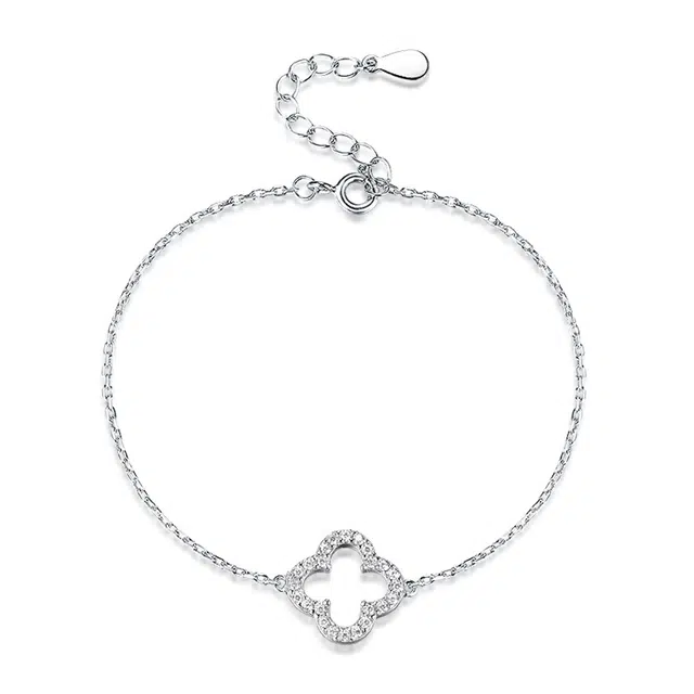 前方大荒野 微镶四叶草镶钻闪亮甜美小清新幸运草好运常伴简约时尚小众设计轻奢精致高级感日常百搭 钛钢 手链 女款