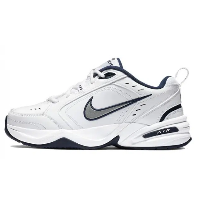 Nike Air Monarch 4