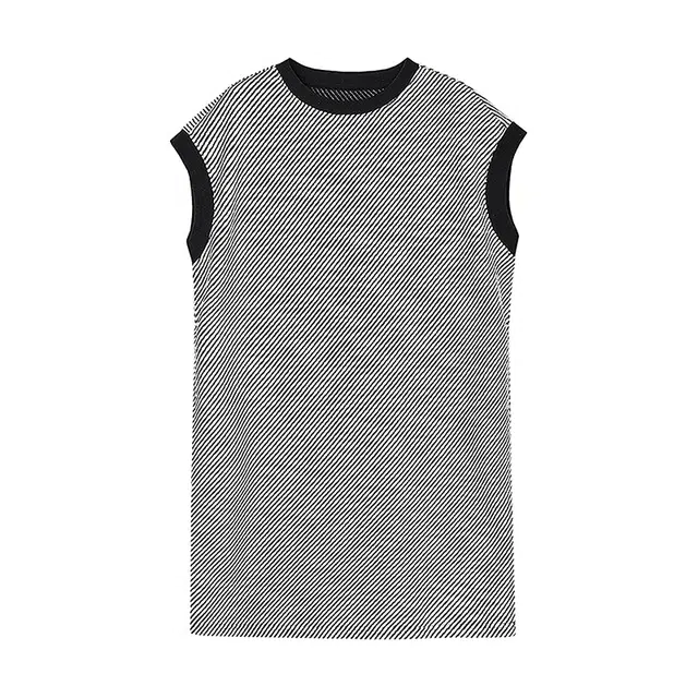 潞优野 夏季舒适松弛风圆领连肩宽松短袖连衣裙 女款