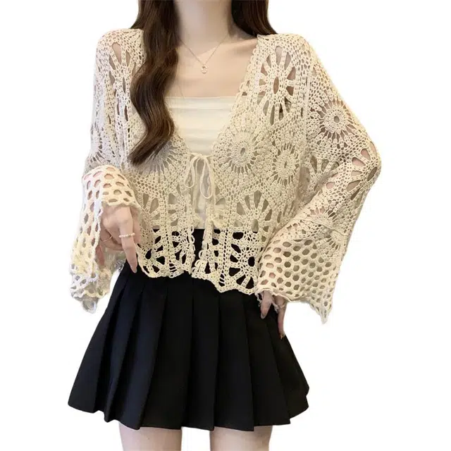 缪斯的诱惑 勾花镂空系带开衫女夏季波西米亚度假风长袖短款上衣罩衫针织衫 女款