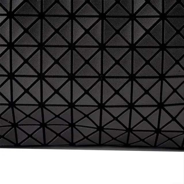 ISSEY MIYAKE Kuro