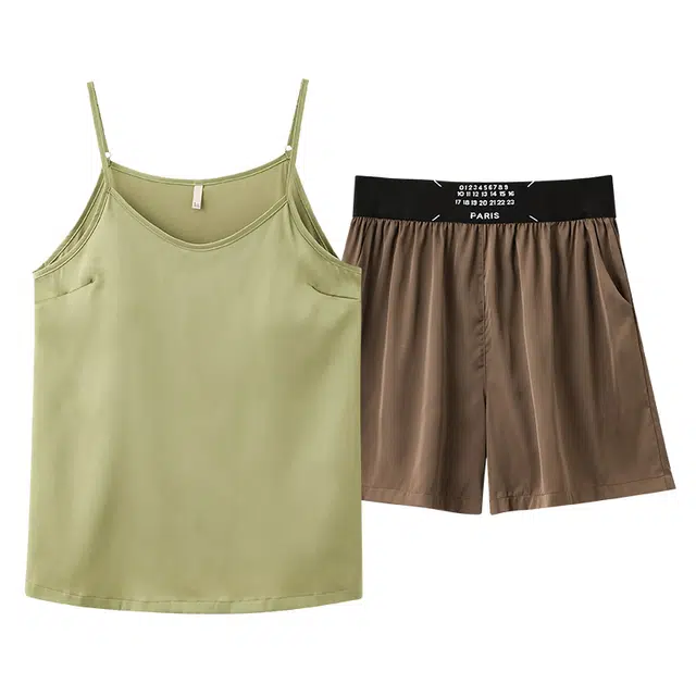 俏佳人 带胸垫高级感凉感休闲舒适透气吊带短裤家居服睡衣套装 女款