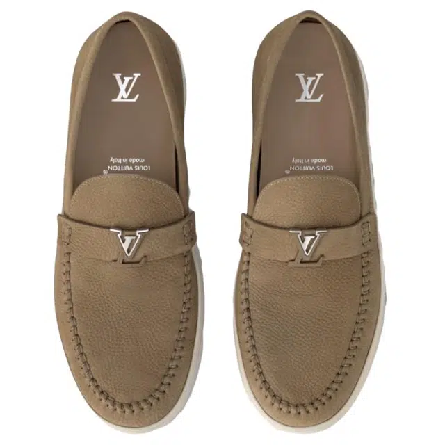 LOUIS VUITTON Resort