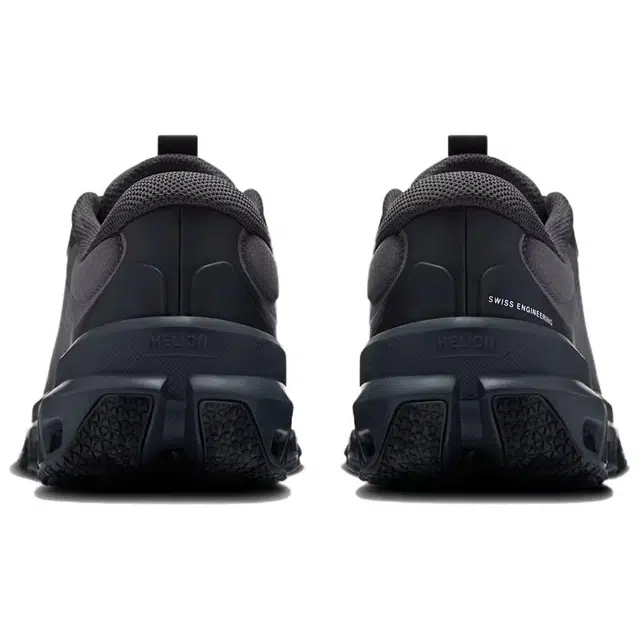 LOEWE x On Cloudventure 2