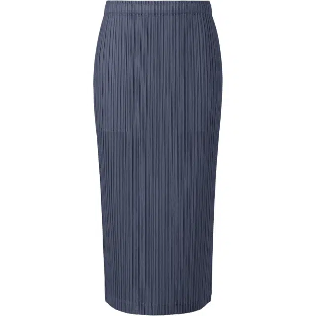 PLEATS PLEASE ISSEY MIYAKE