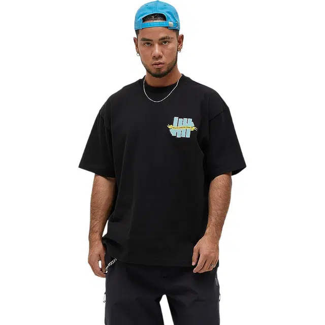 UNDEFEATED T