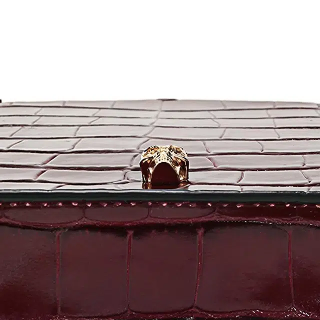 Alexander McQueen Logo