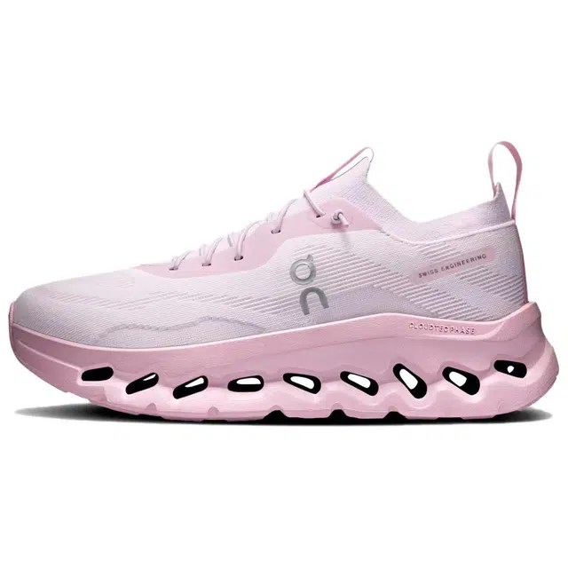LOEWE x On Cloudtilt