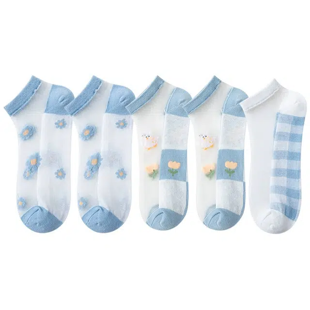 二三二三 抗菌防臭脚轻薄袜子网面透气短筒袜亲肤吸汗蓝格小花亲肤运动袜低帮袜简约时尚潮流百搭休闲短袜 女款