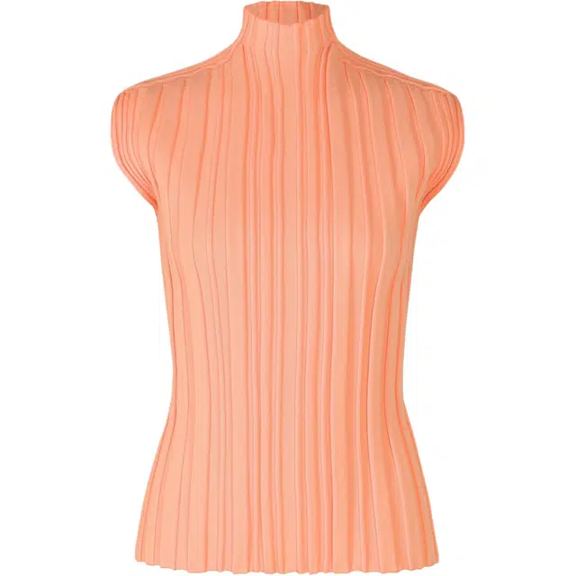 PLEATS PLEASE ISSEY MIYAKE