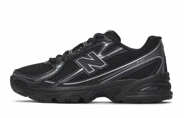 New Balance NB 740 811
