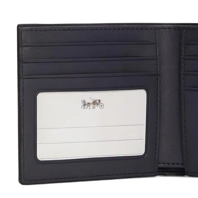 COACH Billfold Wallet 10