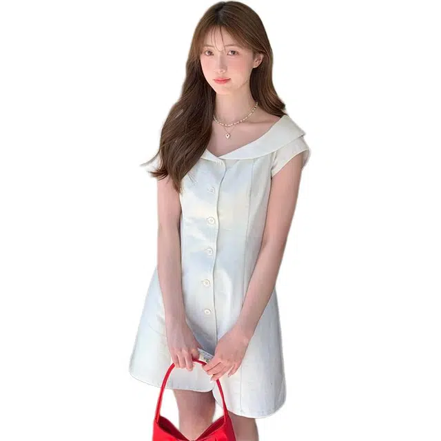 黛尔佳人 法式温柔风裙子女夏季小众设计感气质茶歇收腰娃娃领短裙短袖连衣裙 女款