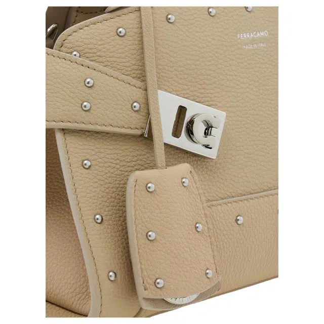 FERRAGAMO Hug