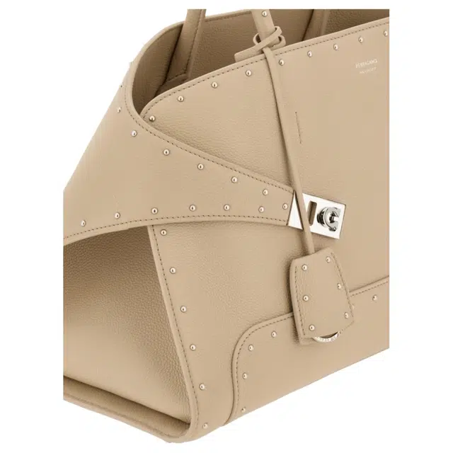 FERRAGAMO Hug