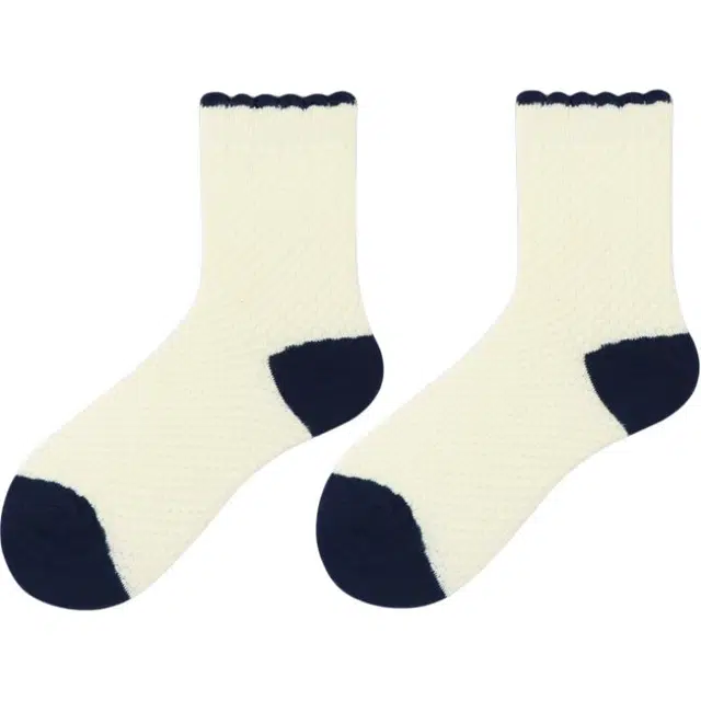 北极绒 花边镂空条纹运动中筒袜 女款