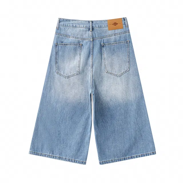 Lee Cooper