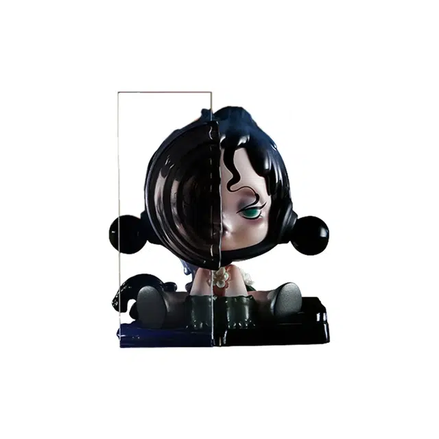 POP MART SKULLPANDA sp 8cm