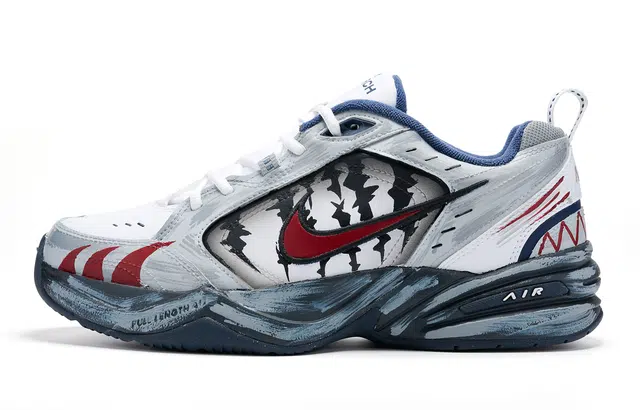 Nike Air Monarch 4