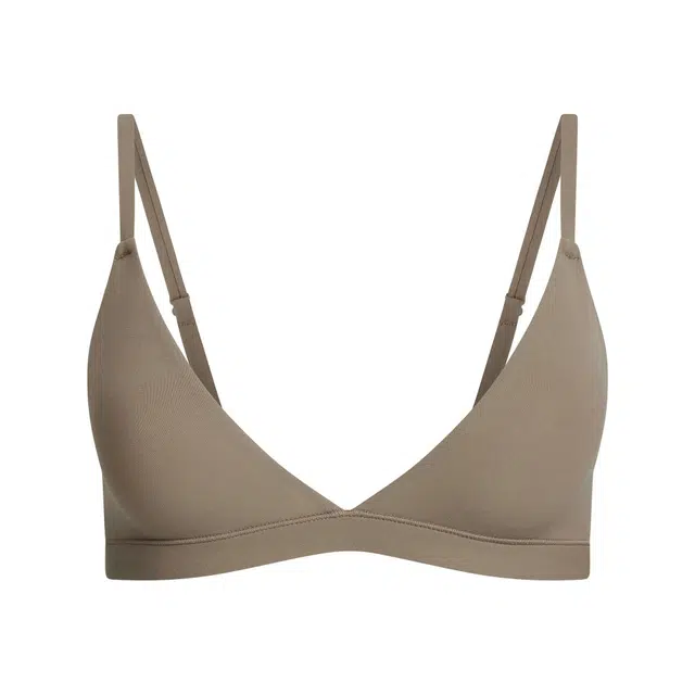 SKIMS SS25 FITS EVERYBODY TRIANGLE BRALETTE 1