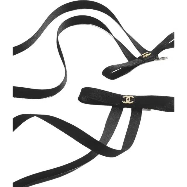 CHANEL -