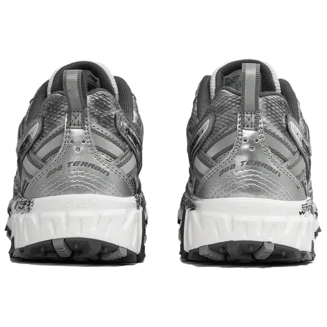 New Balance NB 410 V5