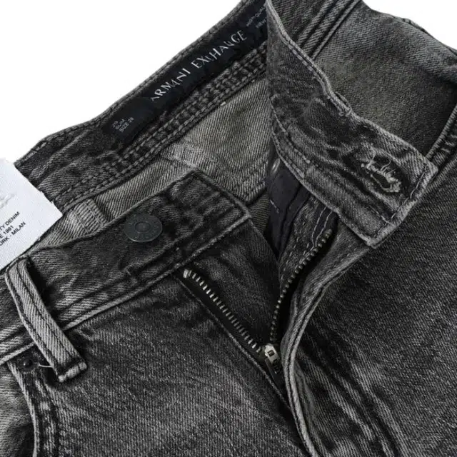 ARMANI EXCHANGEAE