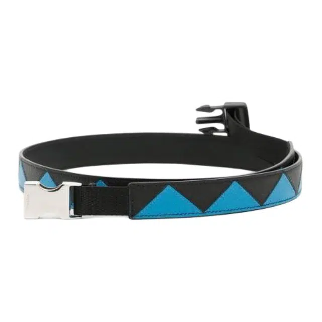 PRADA -