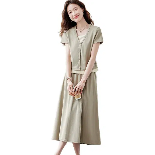 PIERRE CARDIN T