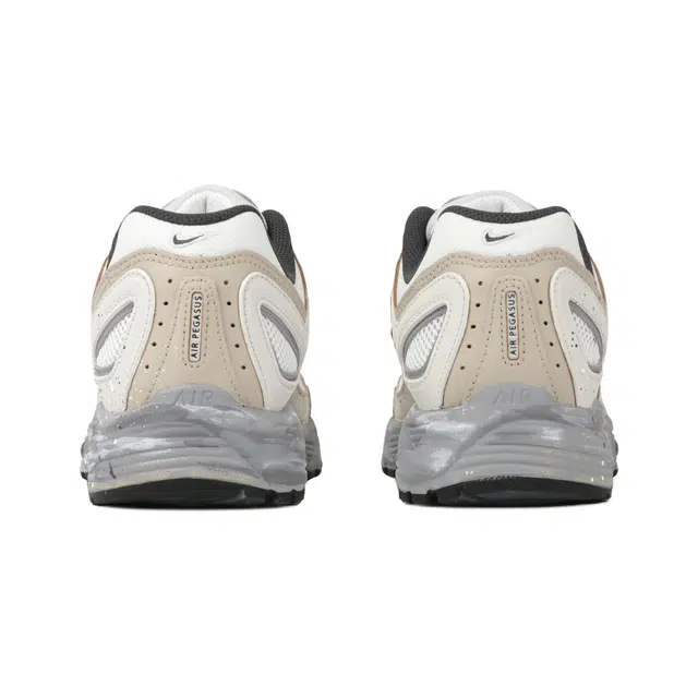 Nike Air Pegasus 2005