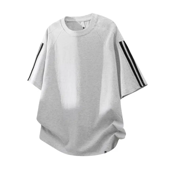 maxim's de paris T