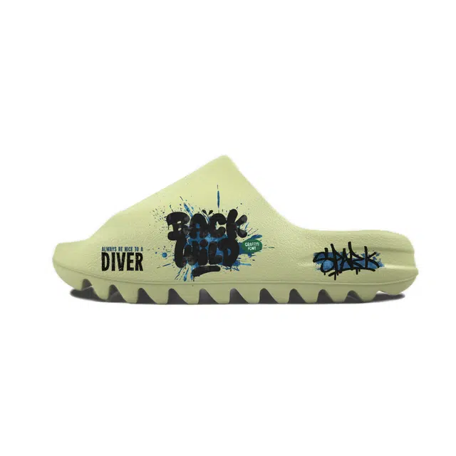 adidas originals Yeezy Slide Resin