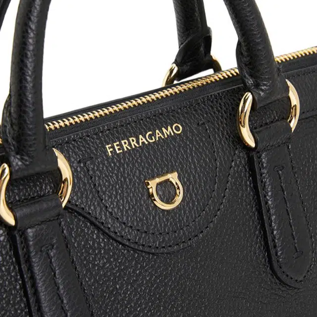 FERRAGAMO Tote