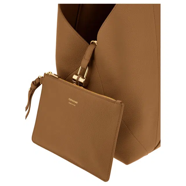 FERRAGAMO V-shaped V Gancio
