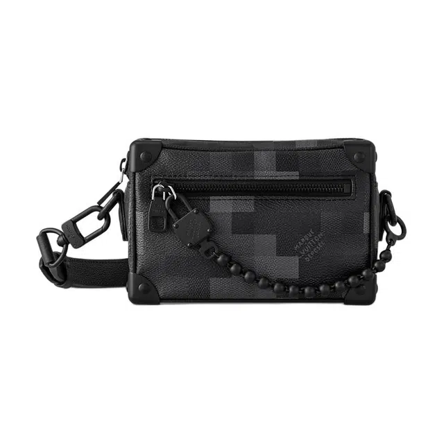 LOUIS VUITTON SOFT TRUNK