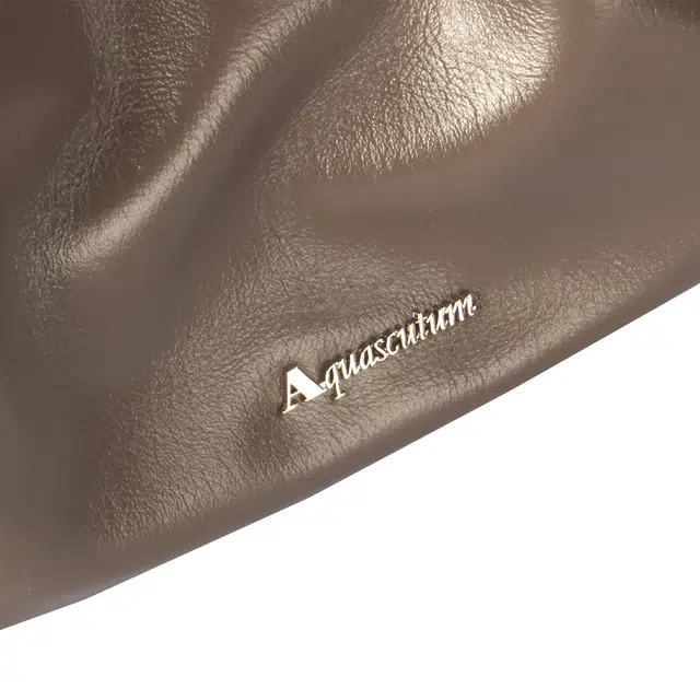 AQUASCUTUM