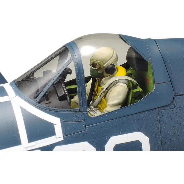 132 F4U-1D CORSAIR