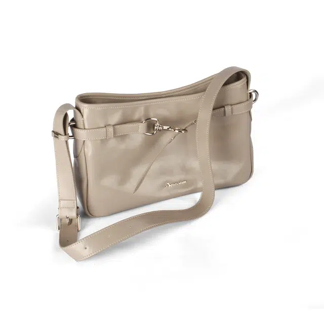 AQUASCUTUM