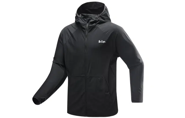 Lee Cooper logoUPF100+