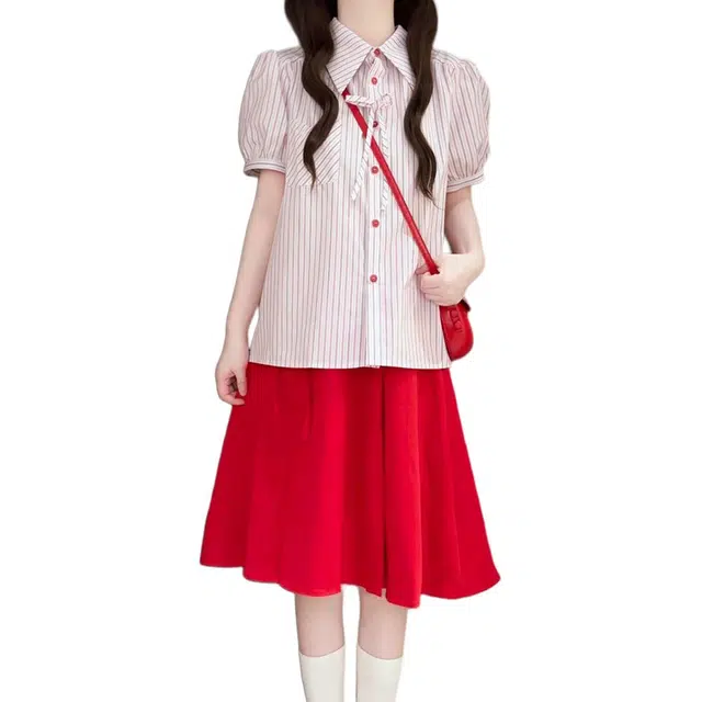 哒头下雨不愁 学生夏季两件蝴蝶结条纹短袖百搭衬衫搭配红色高腰半身裙裙装套装 女款