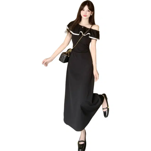 缪斯的诱惑 纯色斜领气质收腰时尚长款短袖连衣裙 女款