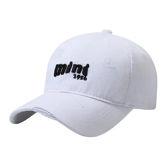 俞兆林 字母刺绣春秋户外破洞软顶时尚防晒 棉 鸭舌帽 男女同款情侣款