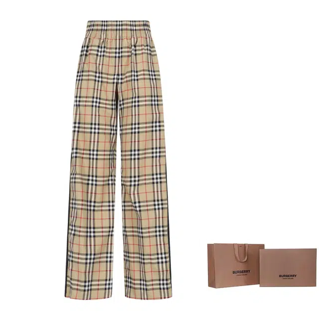 Burberry FW23