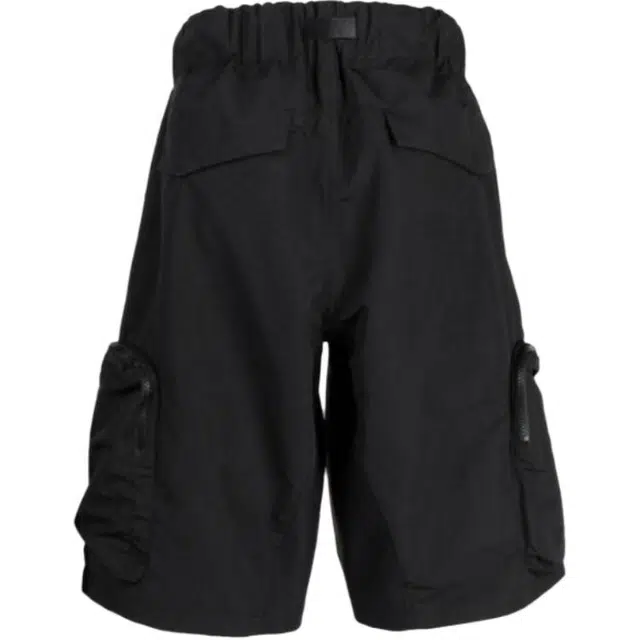 White Mountaineering
