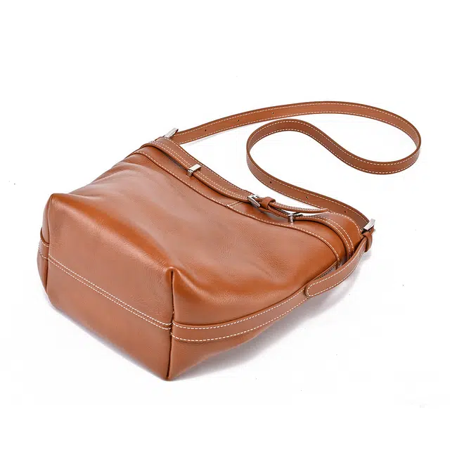 AQUASCUTUM