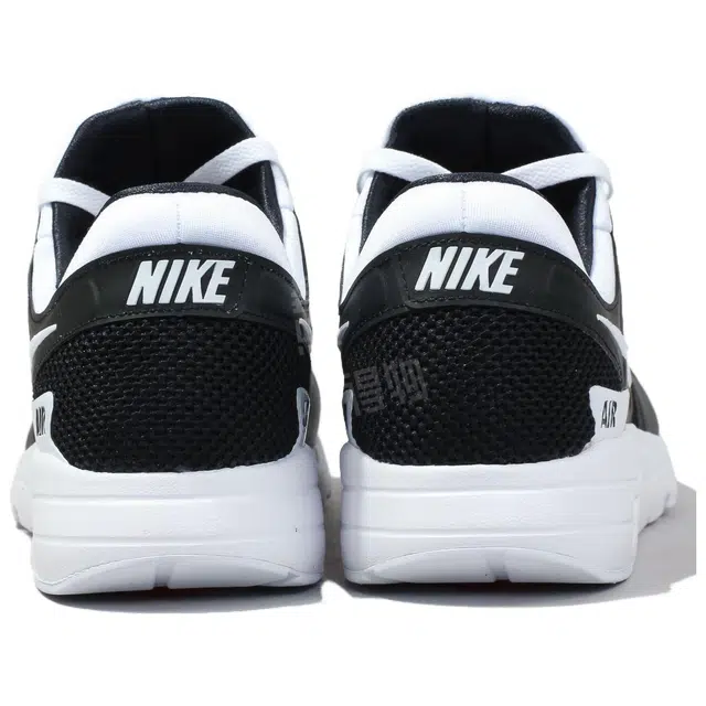 Nike Air Max Zero