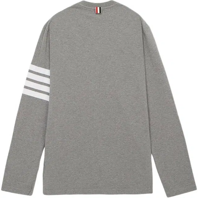 THOM BROWNE T