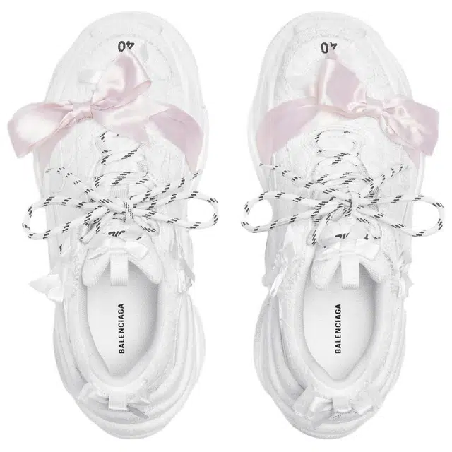 Balenciaga Triple S Lace