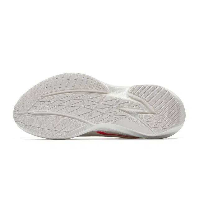 Anta MACH 5.0