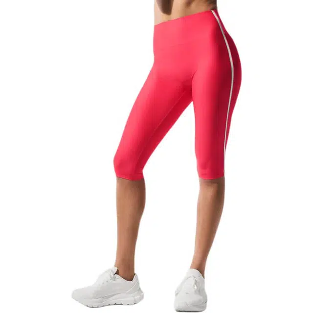 alo yoga Airlift